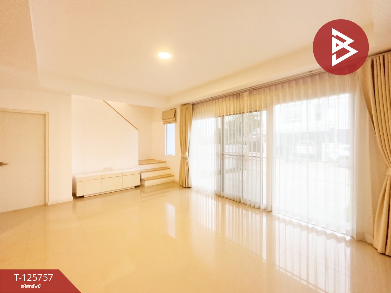 ขายบ้านแฝด หมู่บ้านคิวดิสทริค สุขสวัสดิ์ 76 (Q.District Suksawat 76) สมุทรปราการ บ้านสวย ตกแต่งพร้อมอยู่ 5