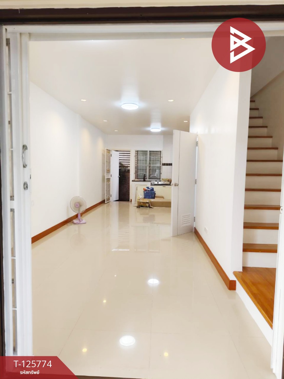 ขายทาวน์​เฮ้าส์​ หมู่บ้านเอโทล บาหลี บีช อ่อนนุช-ลาดกระบัง ฉะเชิงเทรา ​รีโน​เวท พร้อมอยู่ 3