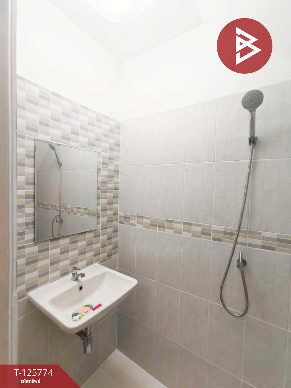 ขายทาวน์​เฮ้าส์​ หมู่บ้านเอโทล บาหลี บีช อ่อนนุช-ลาดกระบัง ฉะเชิงเทรา ​รีโน​เวท พร้อมอยู่ 15