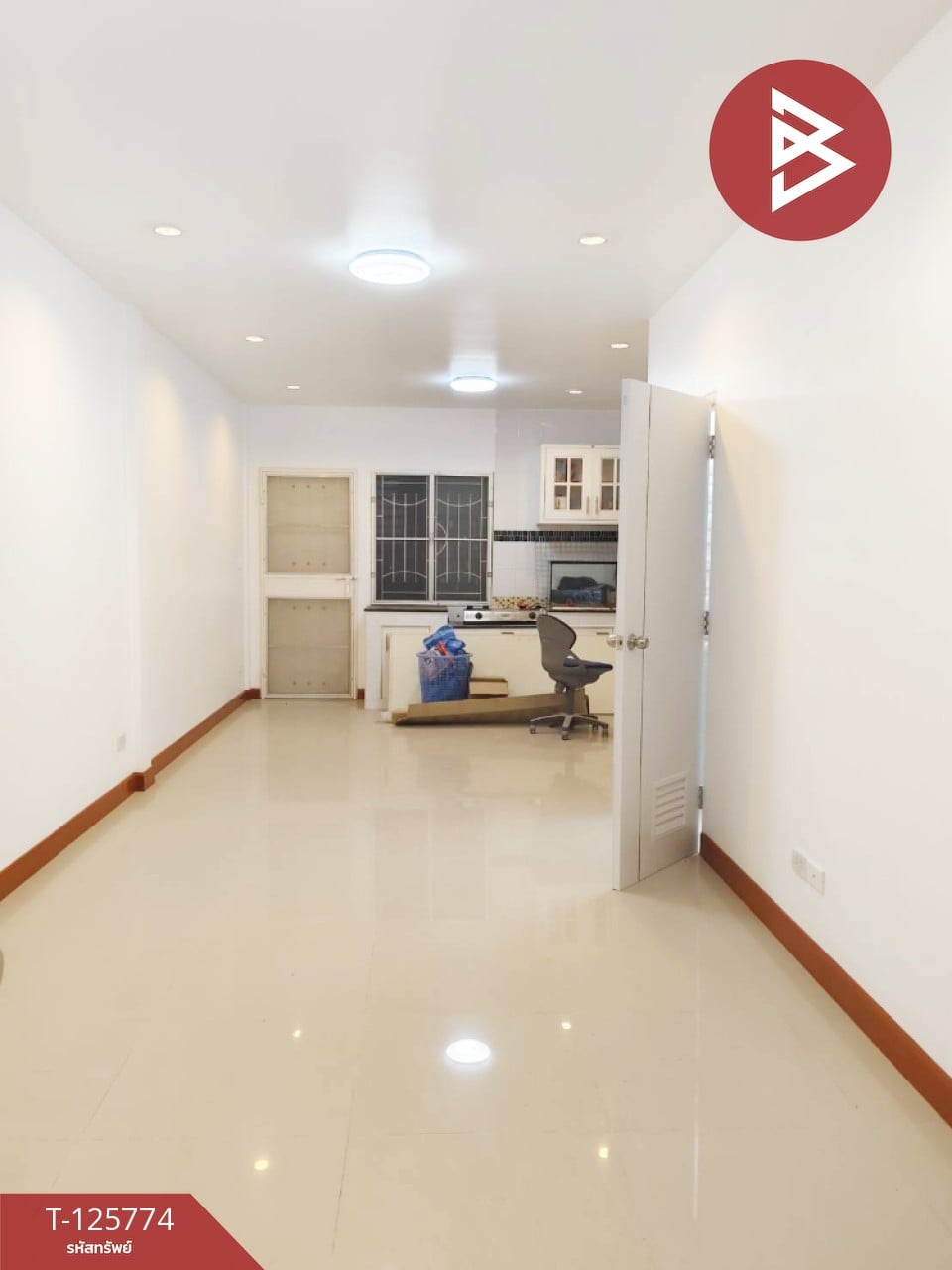 ขายทาวน์​เฮ้าส์​ หมู่บ้านเอโทล บาหลี บีช อ่อนนุช-ลาดกระบัง ฉะเชิงเทรา ​รีโน​เวท พร้อมอยู่ 5