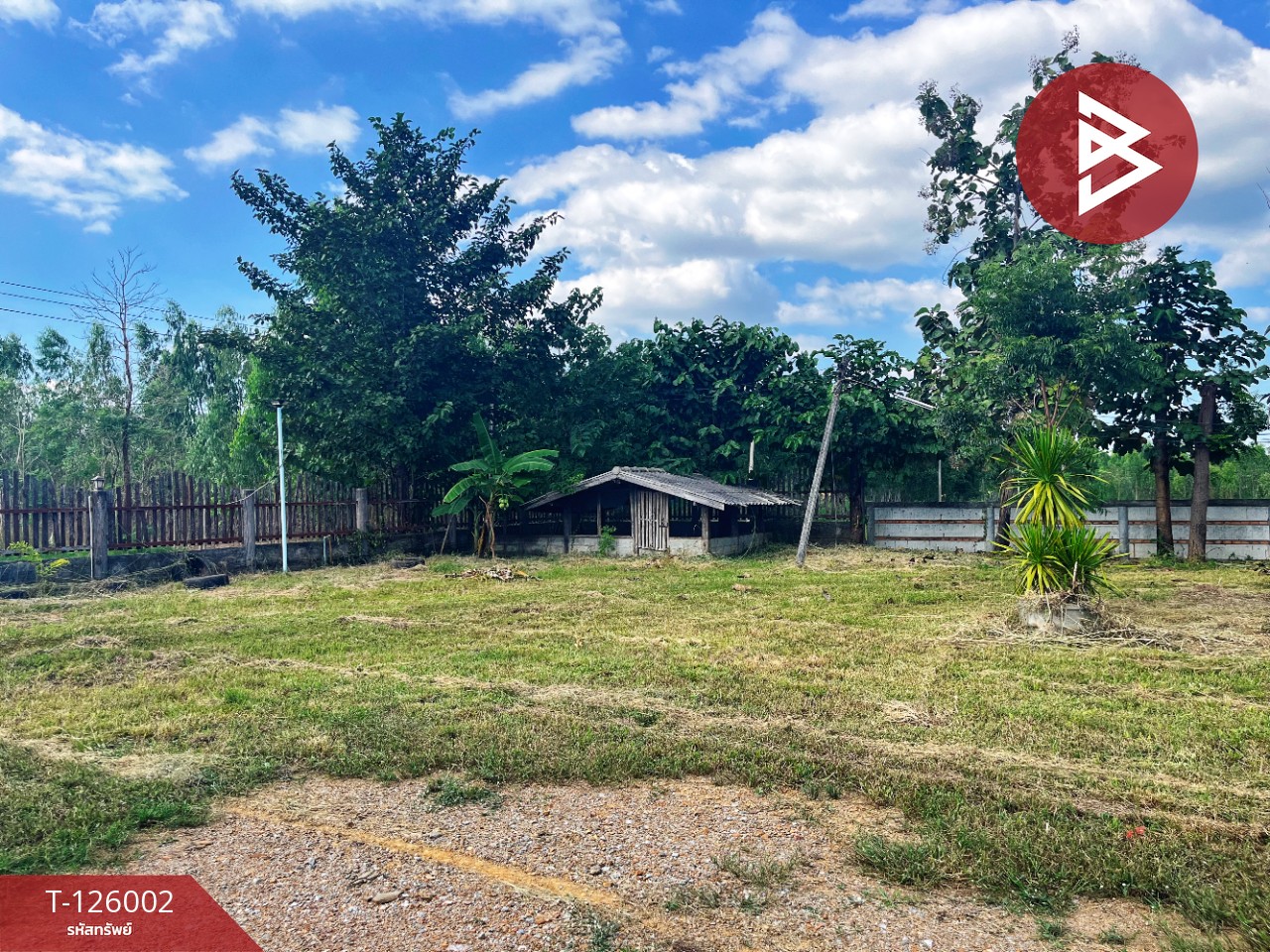 ขายบ้านเดี่ยวพร้อมที่ดิน เนื้อที่ 3 ไร่ 1 งาน 80 ตร.วา บ้านไร่ อุทัยธานี 12