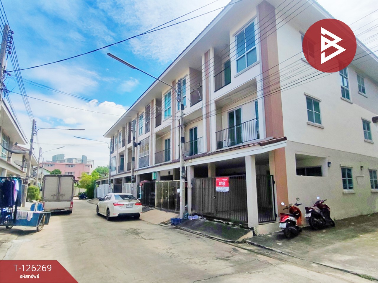 ขายทาวน์เฮ้าส์ หมู่บ้านญาดา บางปะกง ฉะเชิงเทรา 3