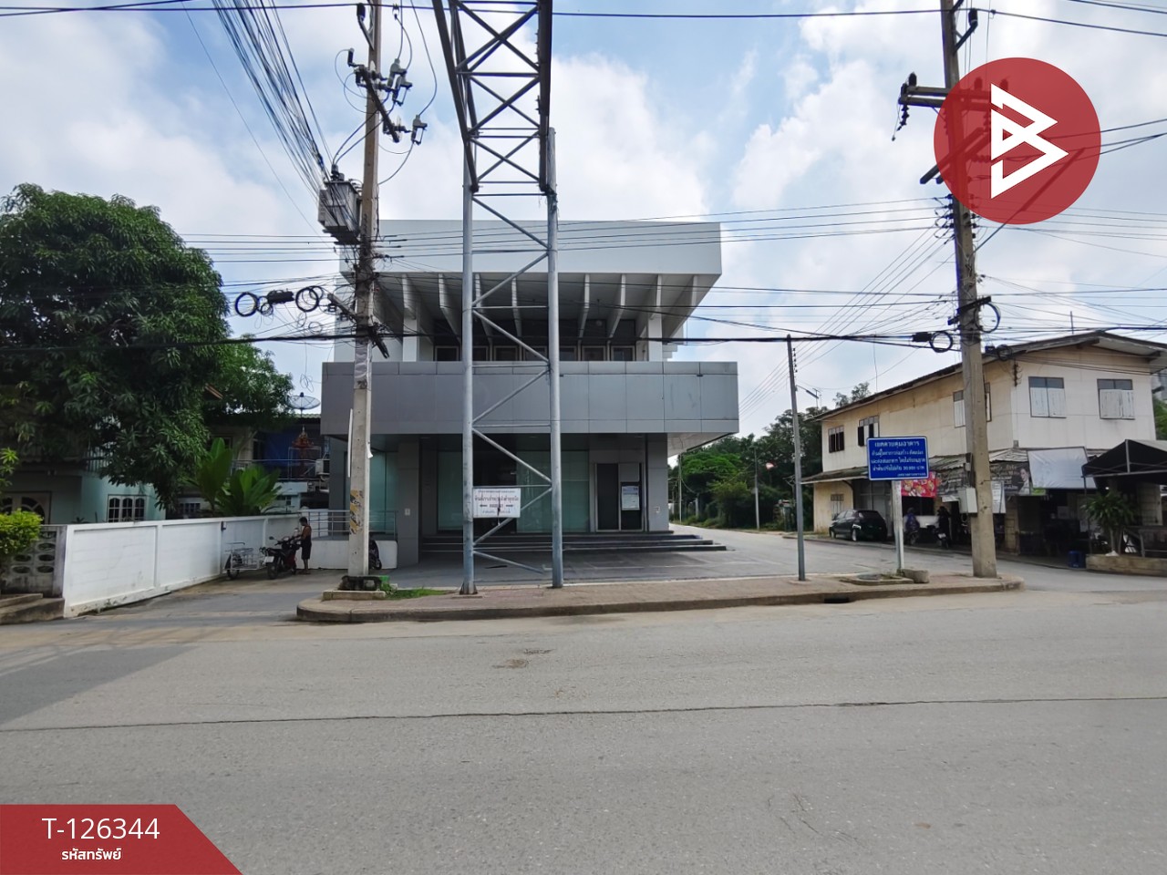 ขายสำนักงานพร้อมที่ดิน เนื้อที่ 3 งาน 49 ตร.วา บางเลน นครปฐม 1