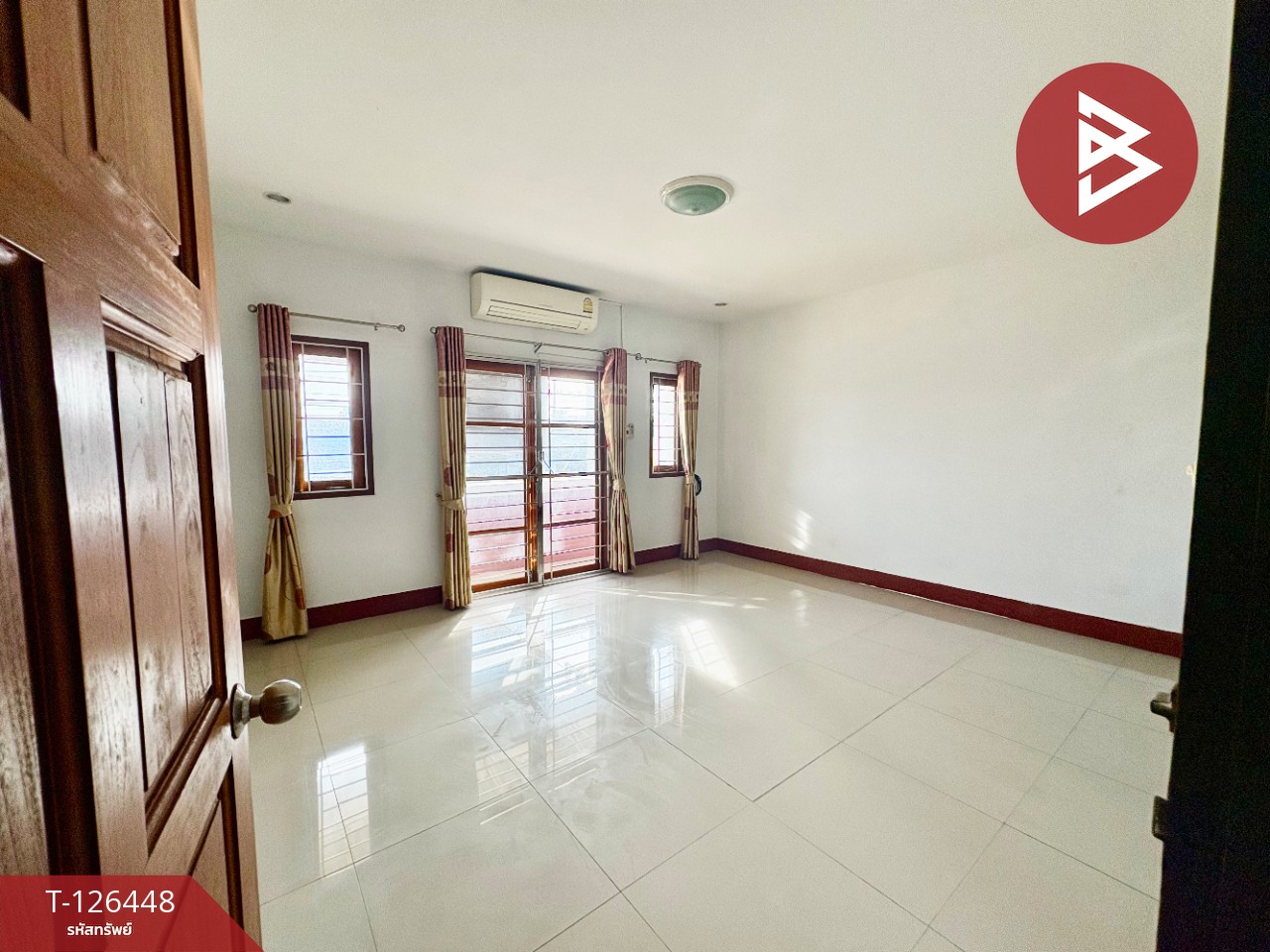 ขายอาคารพาณิชย์ 3 ชั้น เนื้อที่ 23.5 ตร.วา อัมพวา สมุทรสงคราม 8