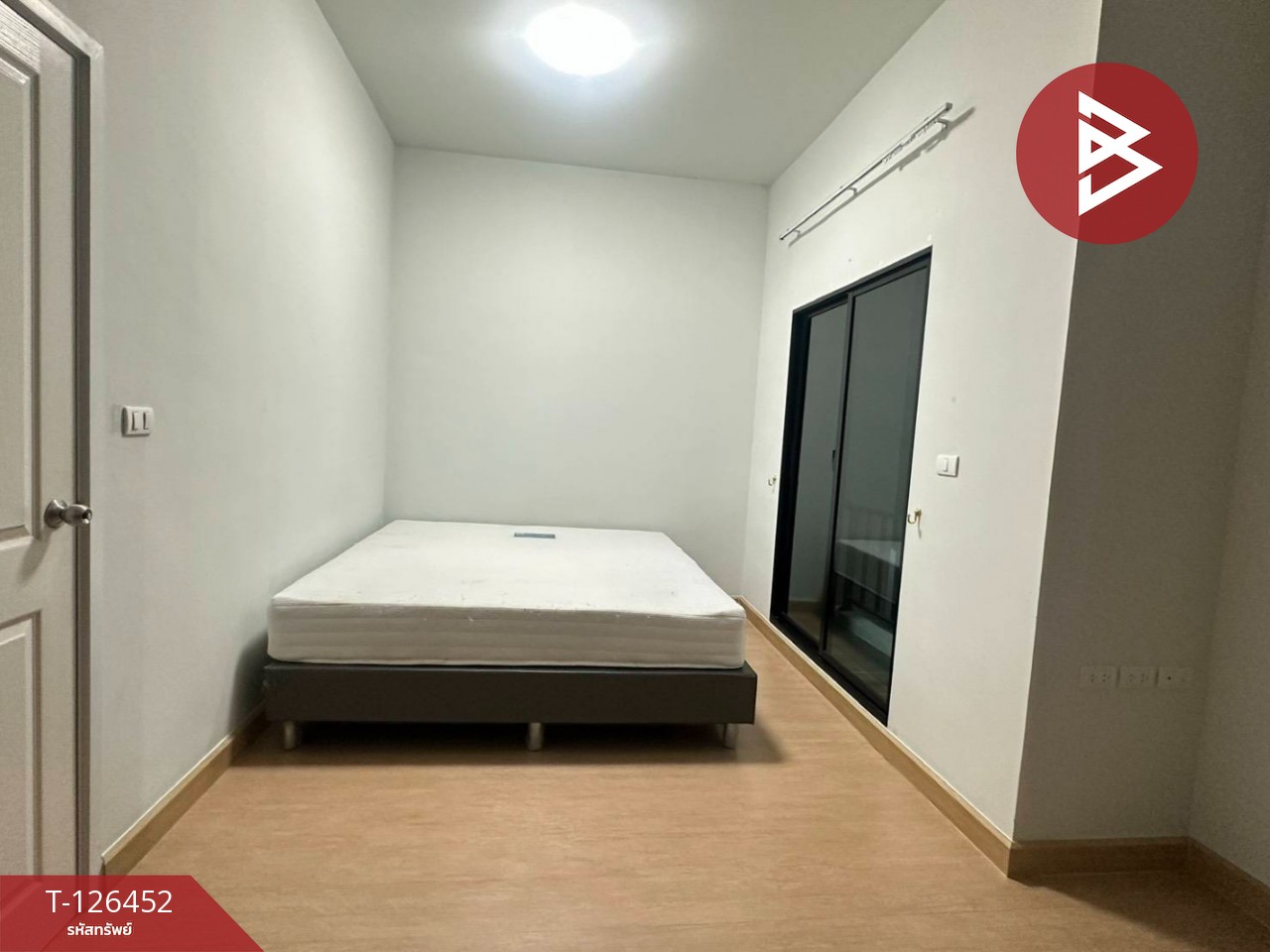 ขายทาวน์เฮ้าส์ หมู่บ้านเดอะคัลเลอร์ส บางนา-วงแหวนฯ 4 สมุทรปราการ 8