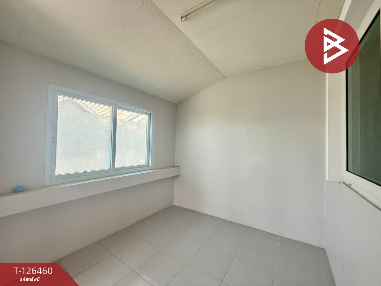 ขายทาวน์เฮ้าส์ หมู่บ้านศิริวรรณ สามควายเผือก นครปฐม 11