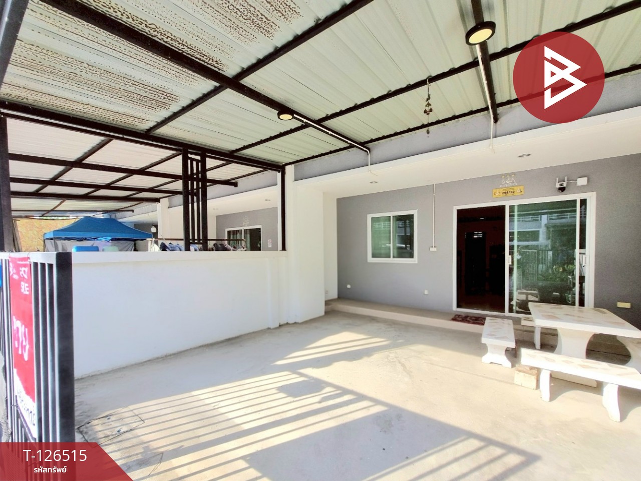 ขายด่วนทาวน์เฮ้าส์ 2 ชั้น หมู่บ้านธาราศิริ โพรงมะเดื่อ นครปฐม 2