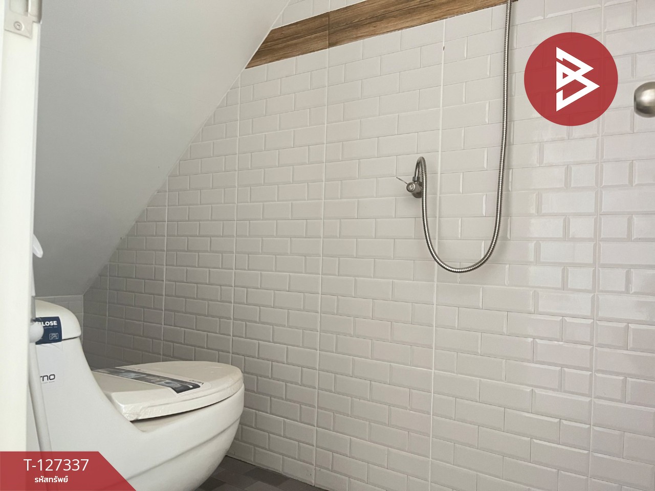 ขายอาคารพาณิชย์ 2 คูหา เนื้อที่ 23.2 ตร.วา ดอนตูม นครปฐม ทำเลดีฯติดถนน 9