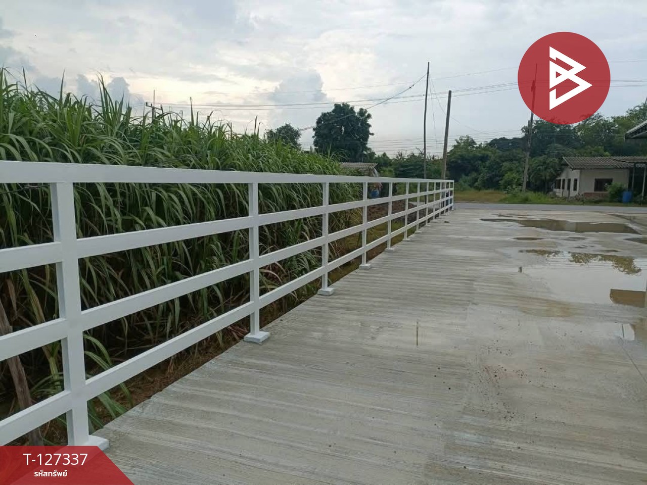 ขายอาคารพาณิชย์ 2 คูหา เนื้อที่ 23.2 ตร.วา ดอนตูม นครปฐม ทำเลดีฯติดถนน 14