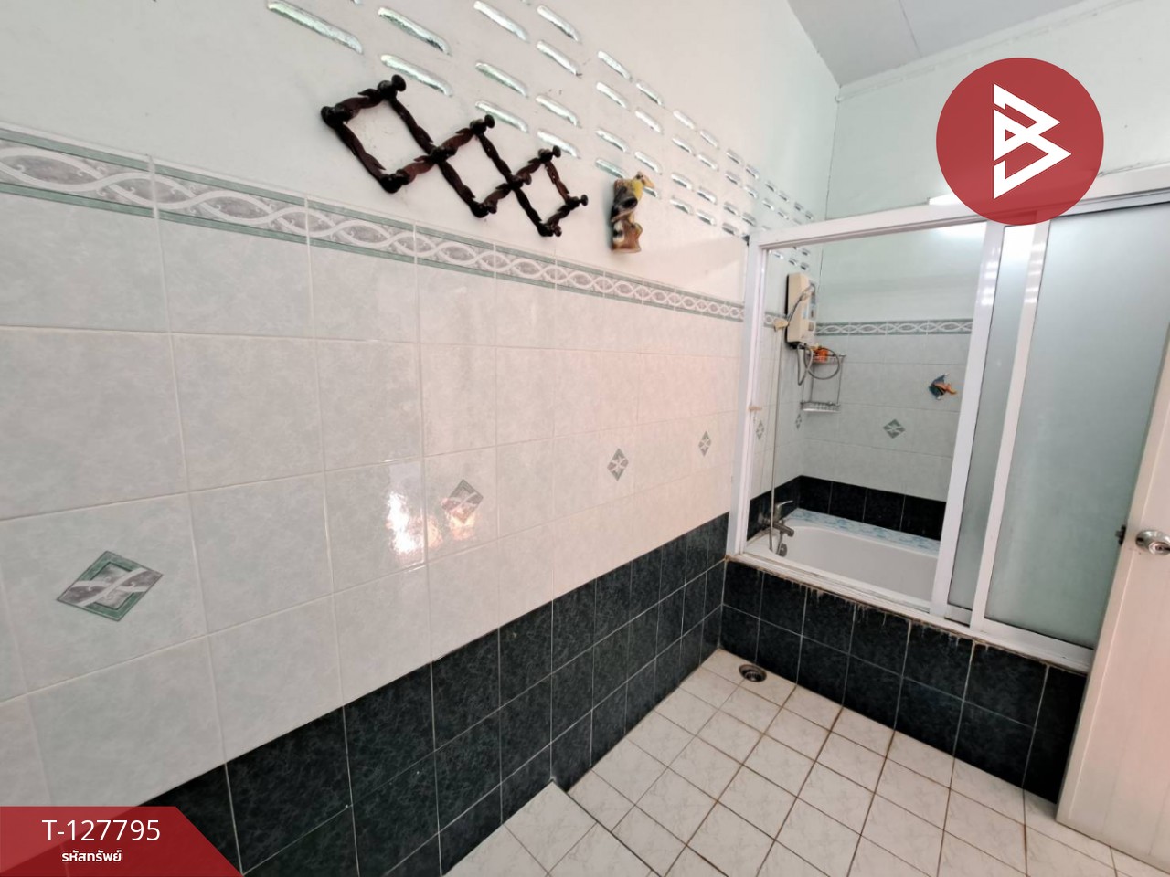 ขายทาวน์เฮ้าส์ เนื้อที่ 18 ตารางวา ปากน้ำโพ นครสวรรค์ 13