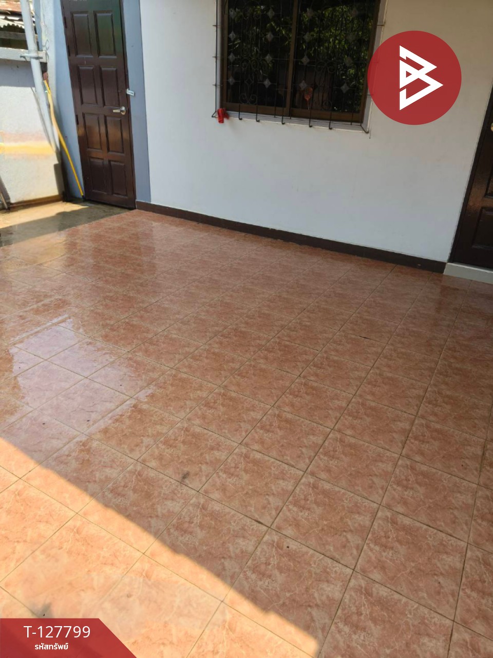 ขายทาวน์เฮ้าส์ 2 ชั้น เนื้อที่ 24 ตร.วา ท่าอิฐ อุตรดิตถ์ 2