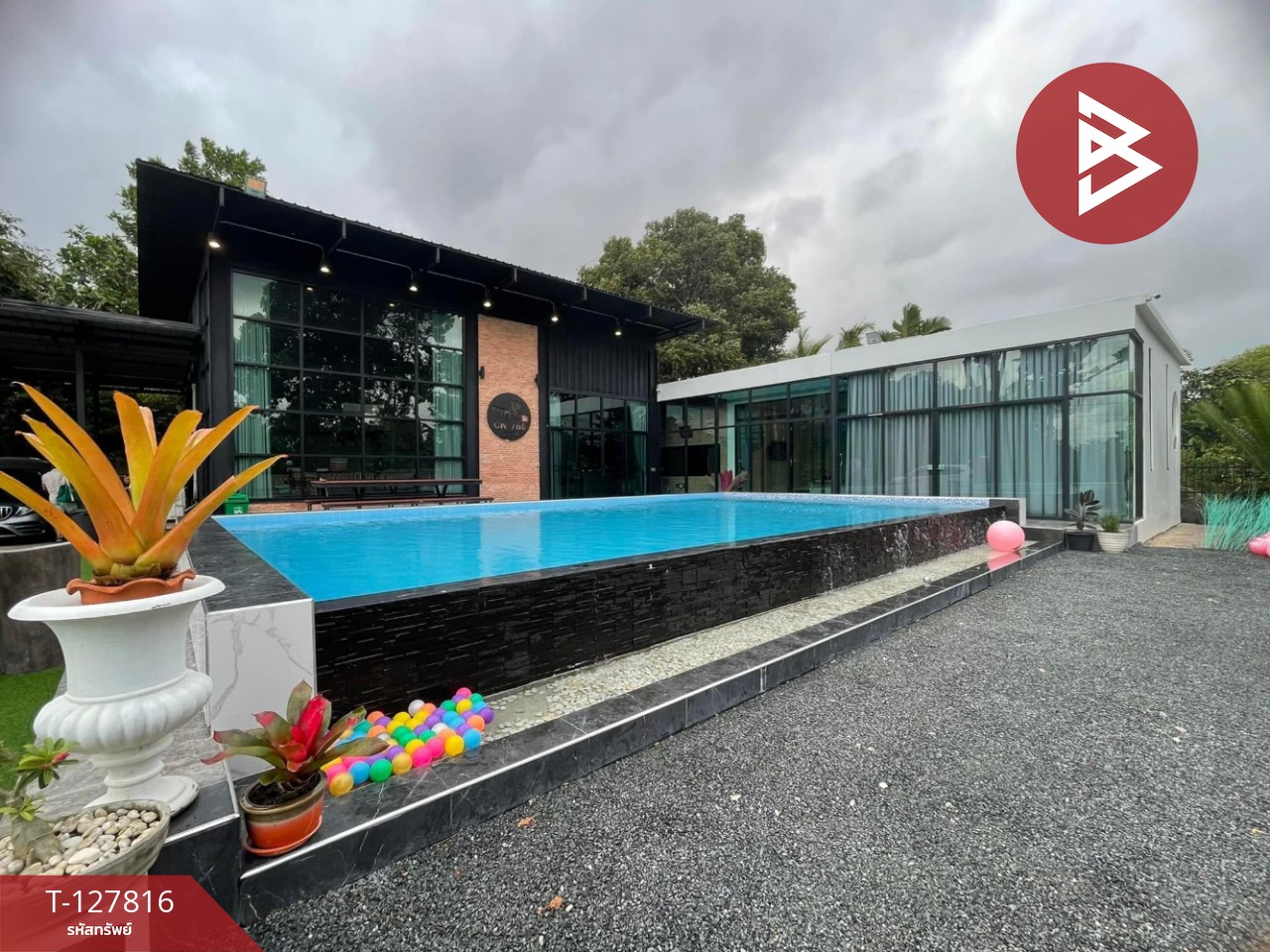 ขายบ้านเดี่ยวสไตล์พูลวิลล่า เนื้อที่ 2 งาน 51.8 ตร.วา ขลุง จันทบุรี 2