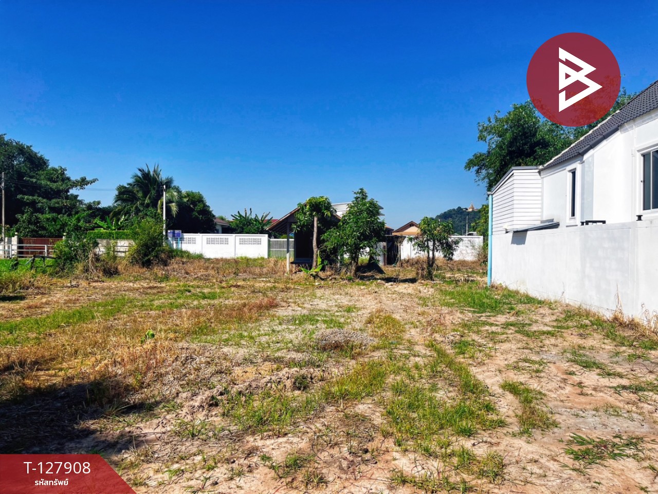 ขายที่ดินแปลงสวย เนื้อที่ 100 ตารางวา ใจกลางเมืองอุทัยธานี อุทัยธานี 2