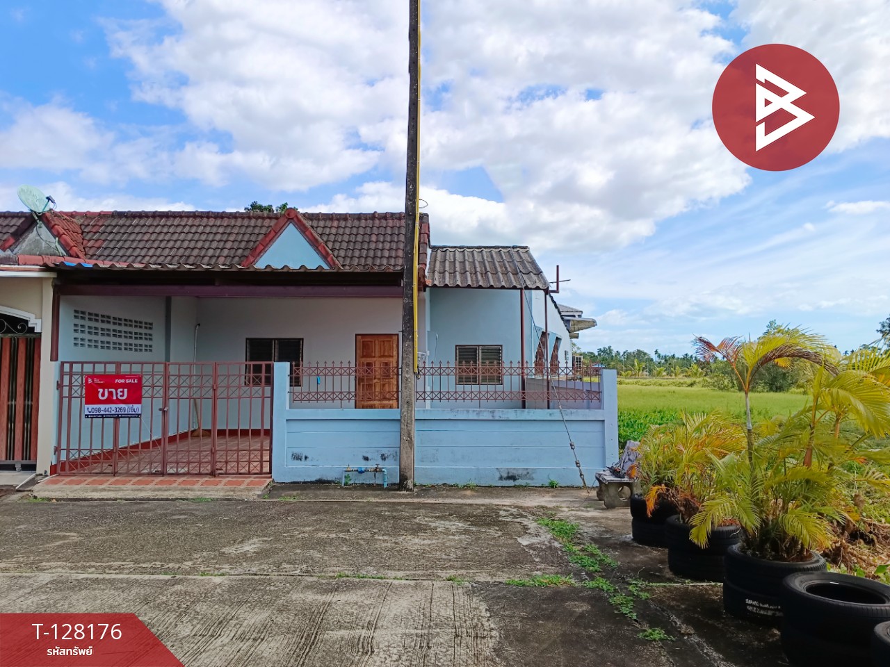 ขายทาวน์เฮ้าส์หลังริม เนื้อที่ 38.9 ตร.วา หนองเสม็ด ตราด 1