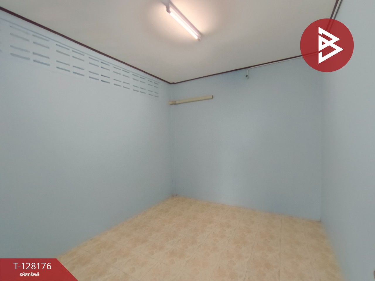 ขายทาวน์เฮ้าส์หลังริม เนื้อที่ 38.9 ตร.วา หนองเสม็ด ตราด 11