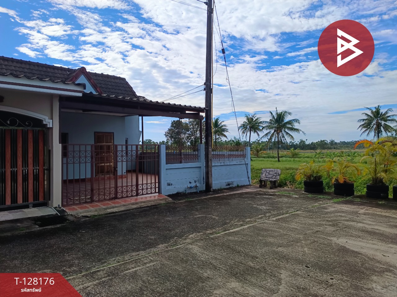 ขายทาวน์เฮ้าส์หลังริม เนื้อที่ 38.9 ตร.วา หนองเสม็ด ตราด 2