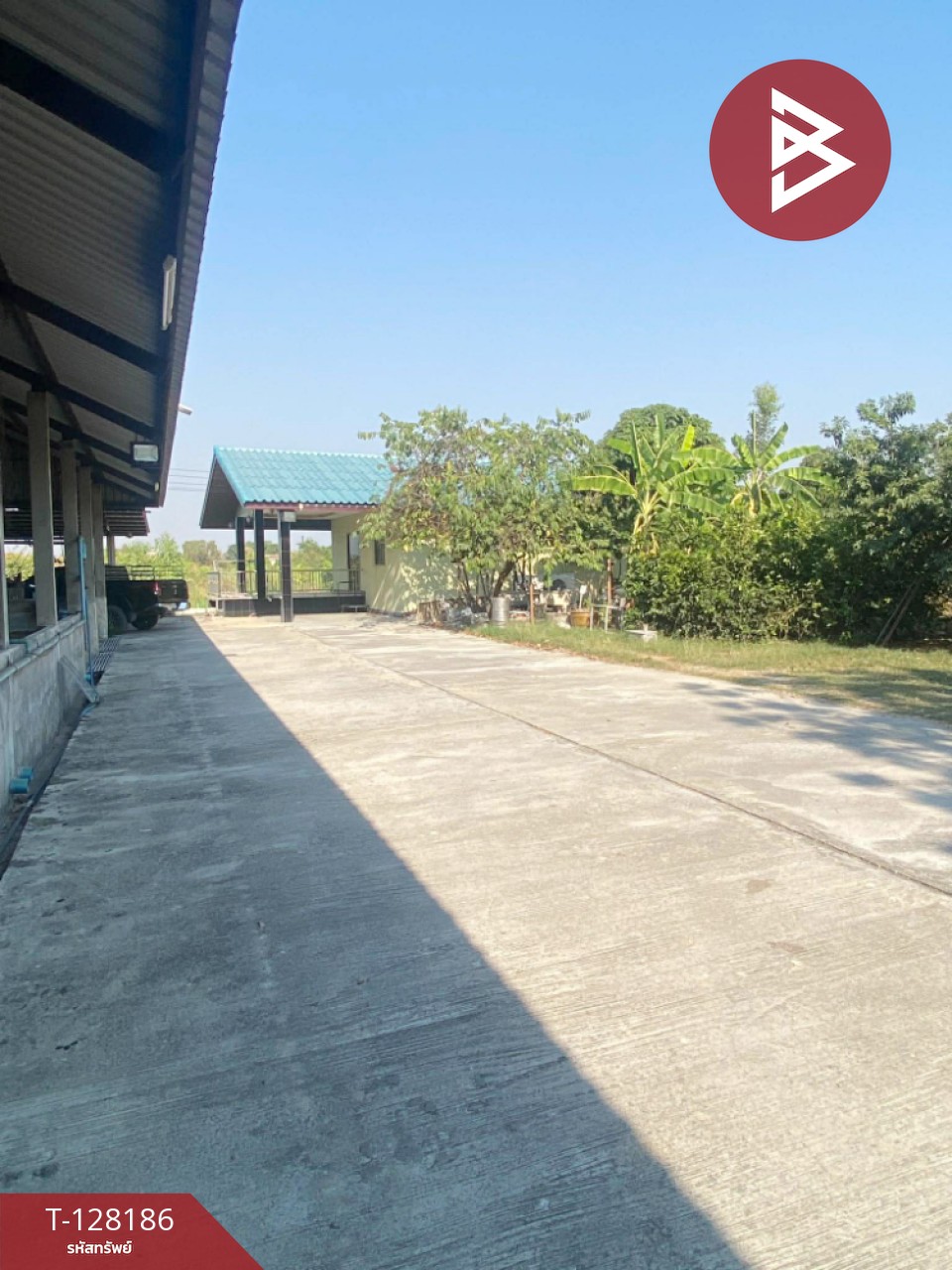 ขายด่วนที่ดินพร้อมสิ่งปลูกสร้าง เนื้อที่ 3 ไร่ 3 งาน 97.2 ตารางวา สามพราน นครปฐม 6