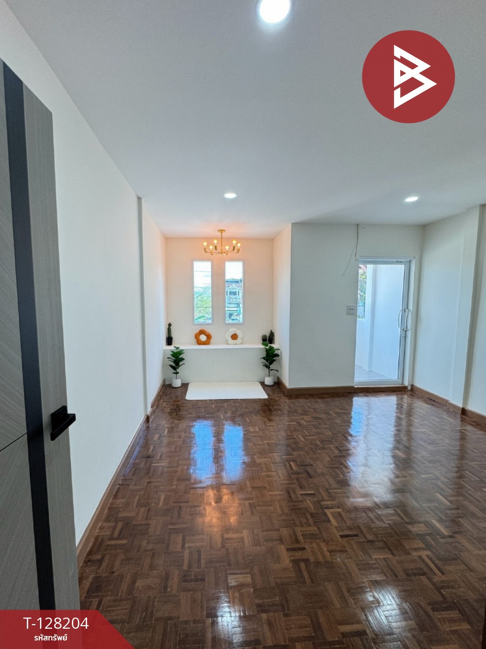 ขายทาวน์เฮ้าส์ เนื้อที่ 20 ตร.วา ท่าช้าง จันทบุรี 11