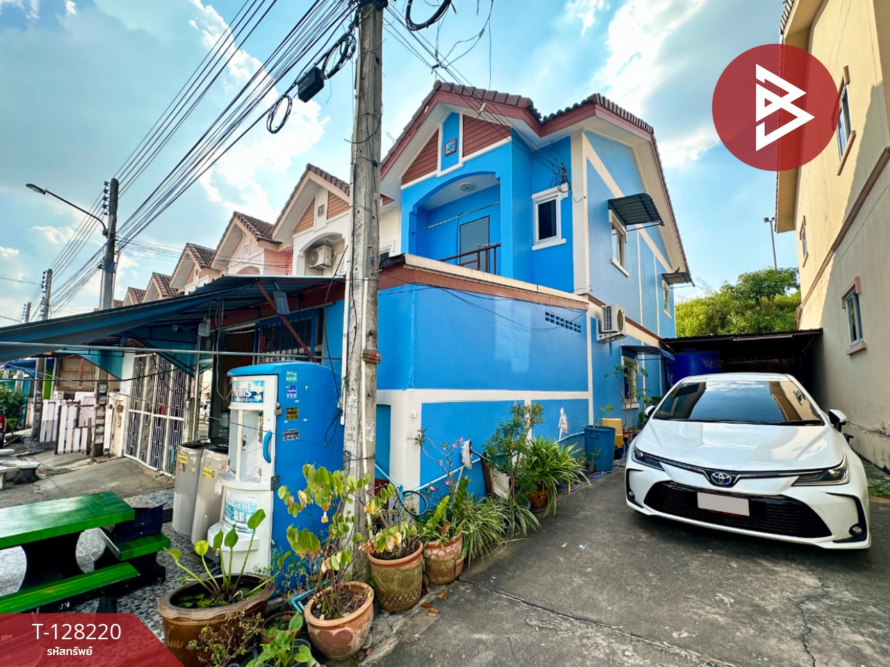 ขายทาวน์เฮ้าส์ แถมฟรีกิจการร้านค้า พร้อมทำต่อได้เลย หมู่บ้านปารียา ศรีราชา ชลบุรี 3