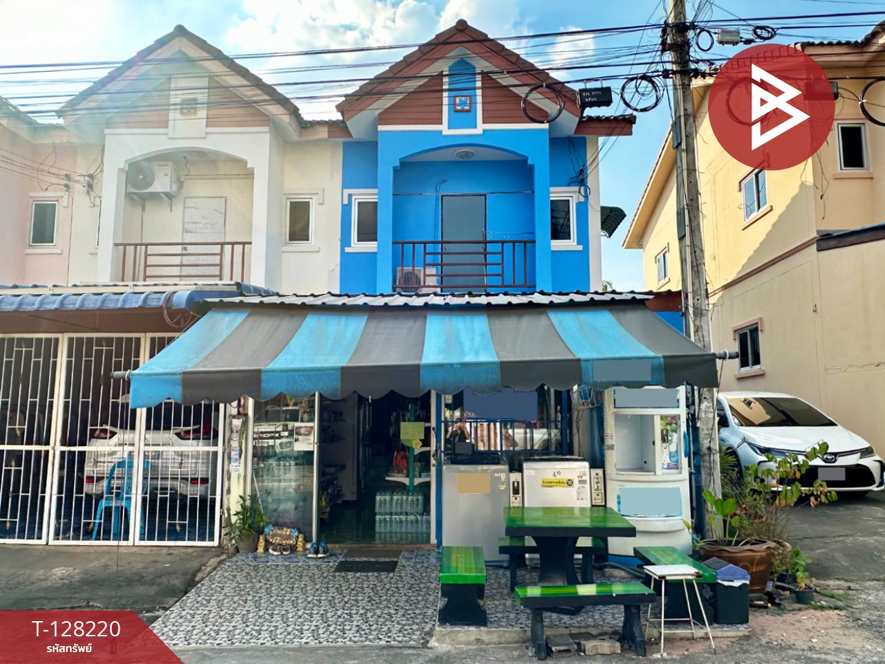 ขายทาวน์เฮ้าส์ แถมฟรีกิจการร้านค้า พร้อมทำต่อได้เลย หมู่บ้านปารียา ศรีราชา ชลบุรี 1