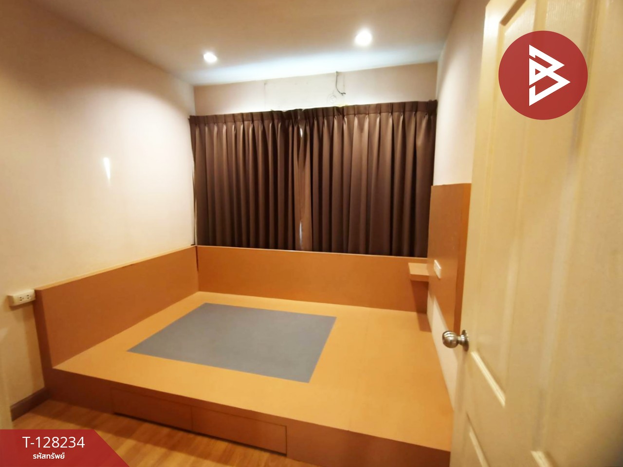 ขายทาวน์เฮ้าส์ หมู่บ้านเดอะคัลเลอร์ส บางนา กม.10 (The Colors Bangna KM.10) สมุทรปราการ 6