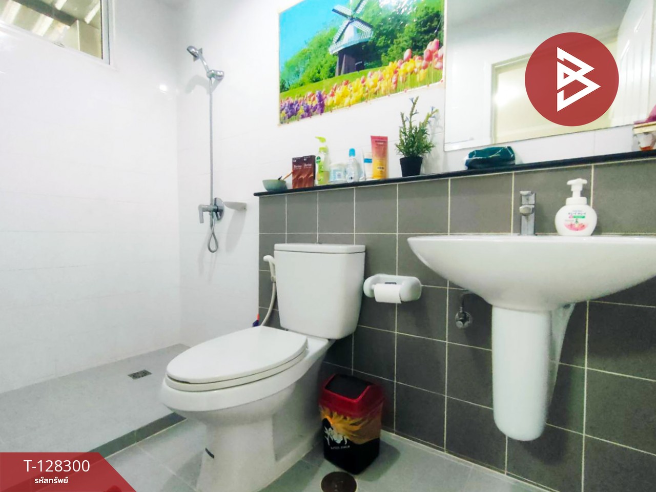 ขายทาวน์เฮ้าส์ หมู่บ้านเดอะคัลเลอร์ส บางนา กม.10 สมุทรปราการ 12