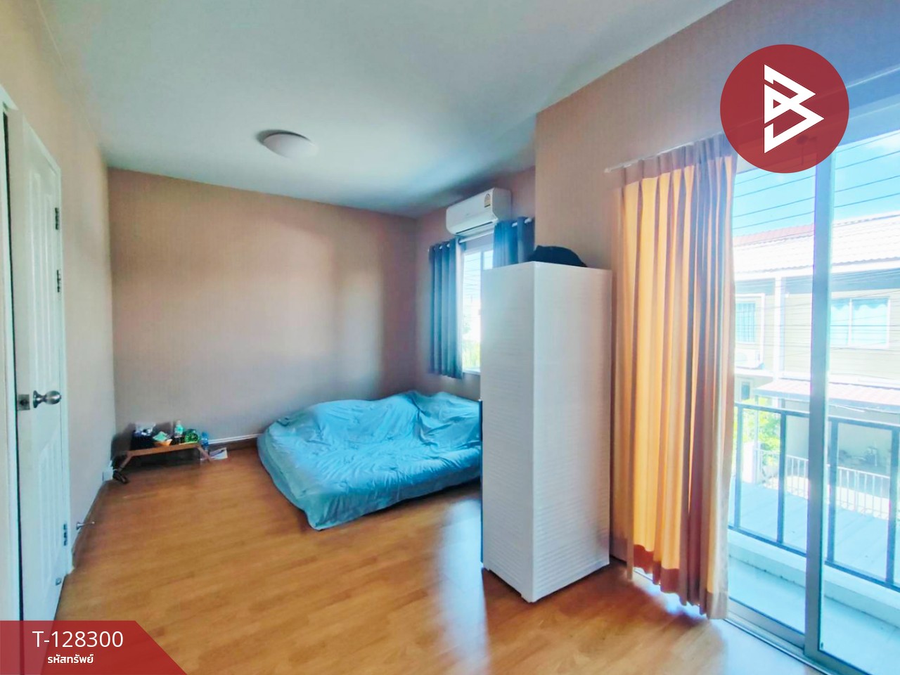 ขายทาวน์เฮ้าส์ หมู่บ้านเดอะคัลเลอร์ส บางนา กม.10 สมุทรปราการ 9