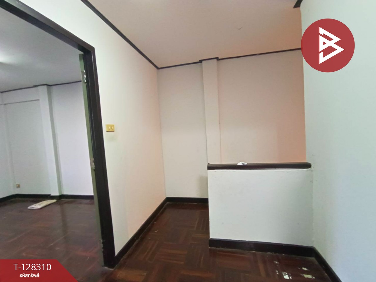 ขายทาวน์เฮ้าส์ หมู่บ้านการเคหะ 1 ท่าช้าง จันทบุรี 9