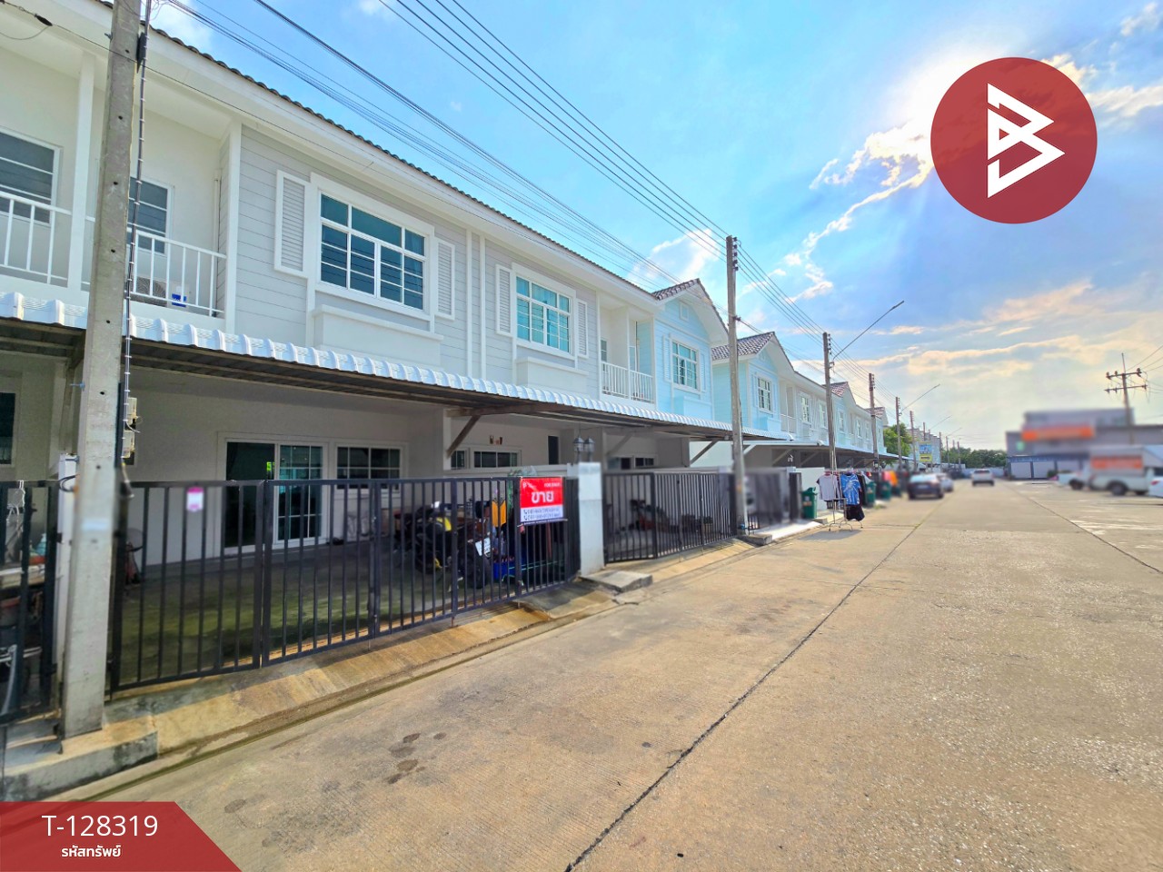 ขายทาวน์เฮ้าส์ 2 ชั้น เนื้อที่ 20.8 ตร.วา สามพราน นครปฐม 3