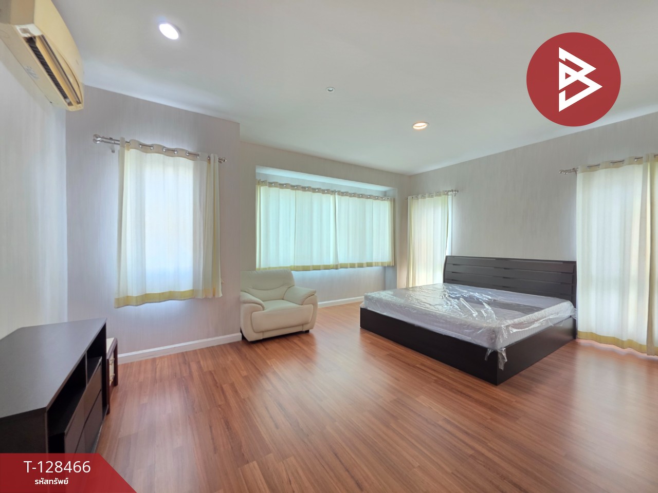 ขายด่วนบ้านเดี่ยว หมู่บ้านมัณฑนา บางนา กม.13 สมุทรปราการ สภาพดี พร้อมเข้าอยู่ 10