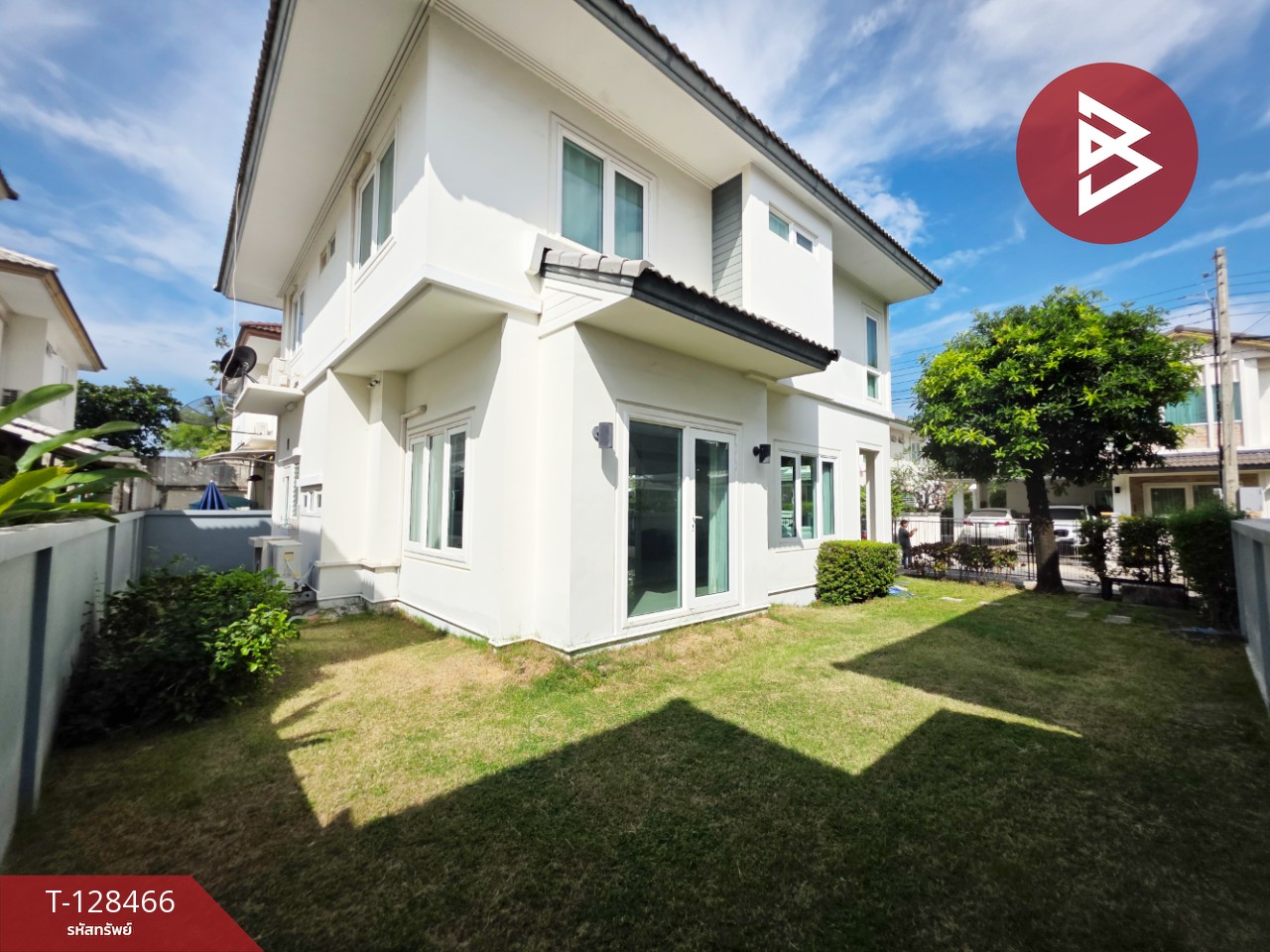 ขายด่วนบ้านเดี่ยว หมู่บ้านมัณฑนา บางนา กม.13 สมุทรปราการ สภาพดี พร้อมเข้าอยู่ 15