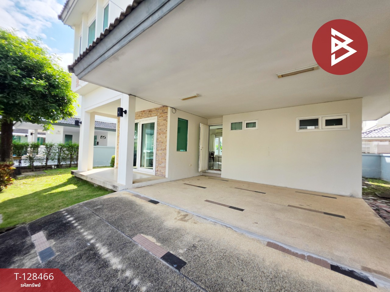 ขายด่วนบ้านเดี่ยว หมู่บ้านมัณฑนา บางนา กม.13 สมุทรปราการ สภาพดี พร้อมเข้าอยู่ 2