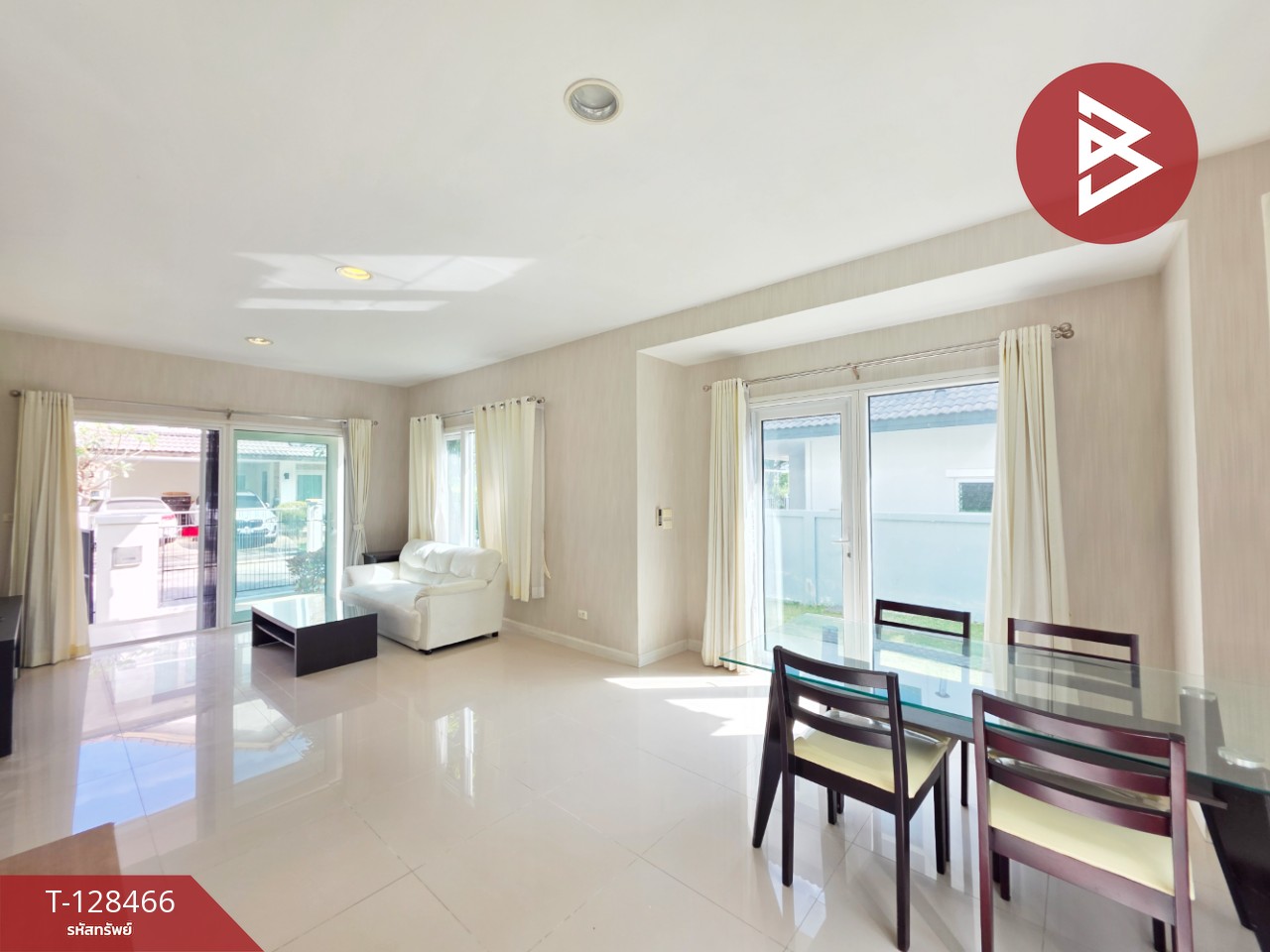 ขายด่วนบ้านเดี่ยว หมู่บ้านมัณฑนา บางนา กม.13 สมุทรปราการ สภาพดี พร้อมเข้าอยู่ 5