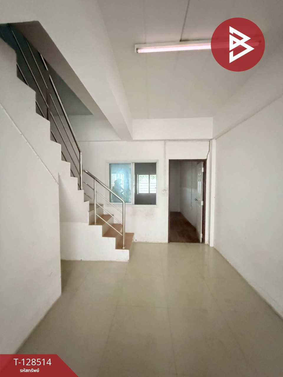 ขายอาคารพาณิชย์ 2 ชั้นครึ่ง เนื้อที่ 24 ตารางวา เกาะขาง จันทบุรี 3