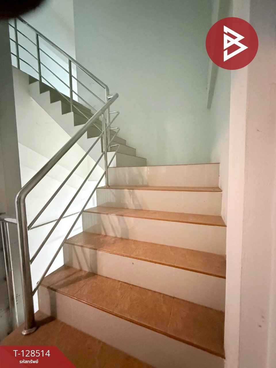 ขายอาคารพาณิชย์ 2 ชั้นครึ่ง เนื้อที่ 24 ตารางวา เกาะขาง จันทบุรี 11