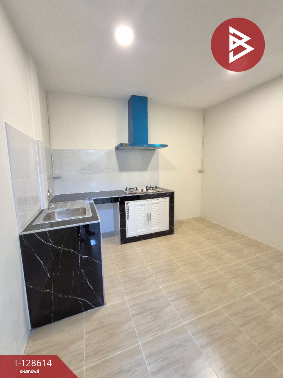 ขายทาวน์เฮ้าส์ หมู่บ้านชลเทพ บางพลี สมุทรปราการ พร้อมอยู่ 11