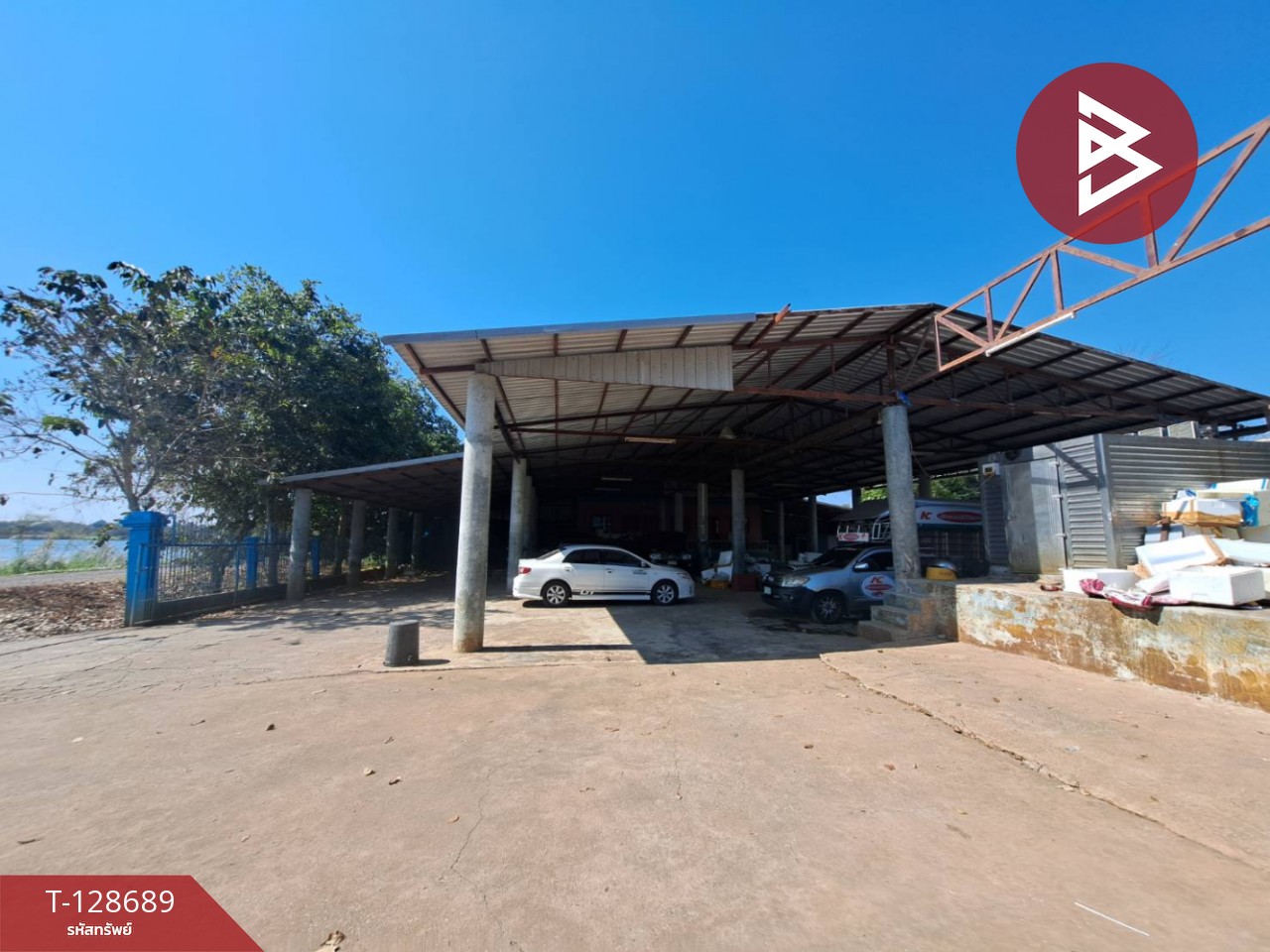 ขายบ้านเดี่ยวพร้อมที่ดิน เนื้อที่ 8 ไร่ 1 งาน 51 ตร.วา แควใหญ่ นครสวรรค์ 9