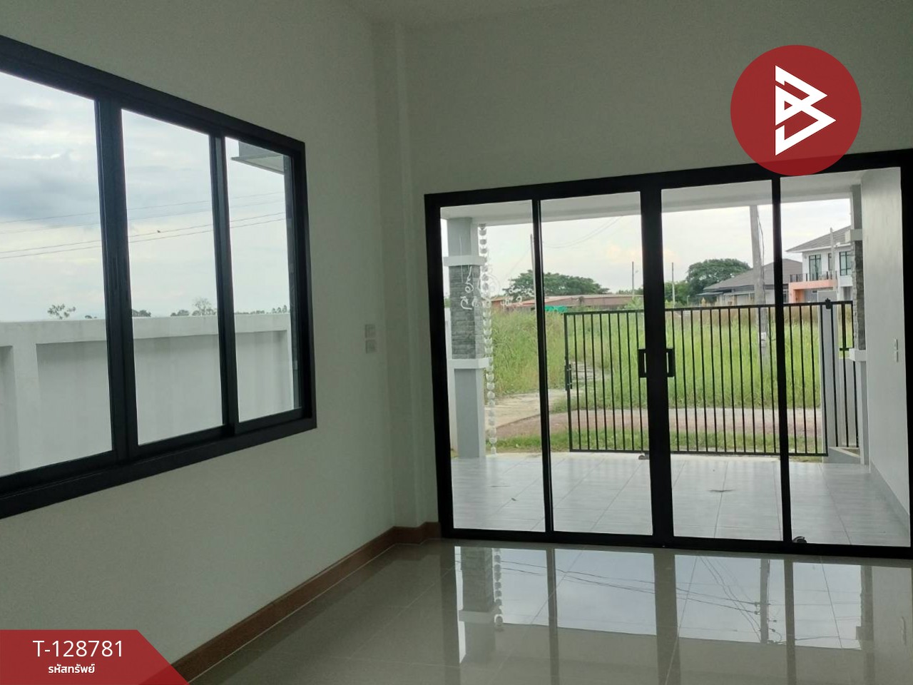 ขายบ้านเดี่ยว เนื้อที่ 40.6 ตร.วา พร้อมอยู่ พิษณุโลก บรรยากาศดี ใกล้แหล่งชุมชน 5