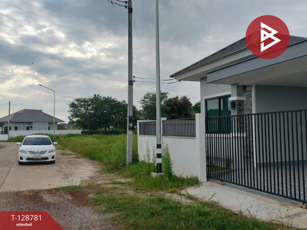 ขายบ้านเดี่ยว เนื้อที่ 40.6 ตร.วา พร้อมอยู่ พิษณุโลก บรรยากาศดี ใกล้แหล่งชุมชน 11