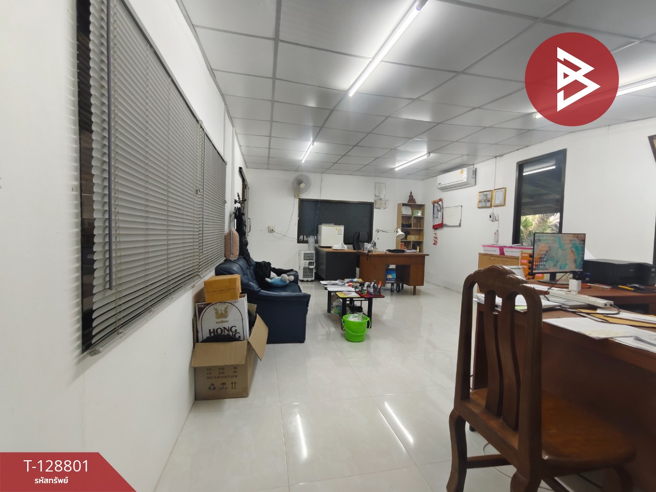 ขายที่ดินพร้อมบ้านและออฟฟิศ เนื้อที่ 6 ไร่ 2 งาน 62 ตารางวา สามพราน นครปฐม 3