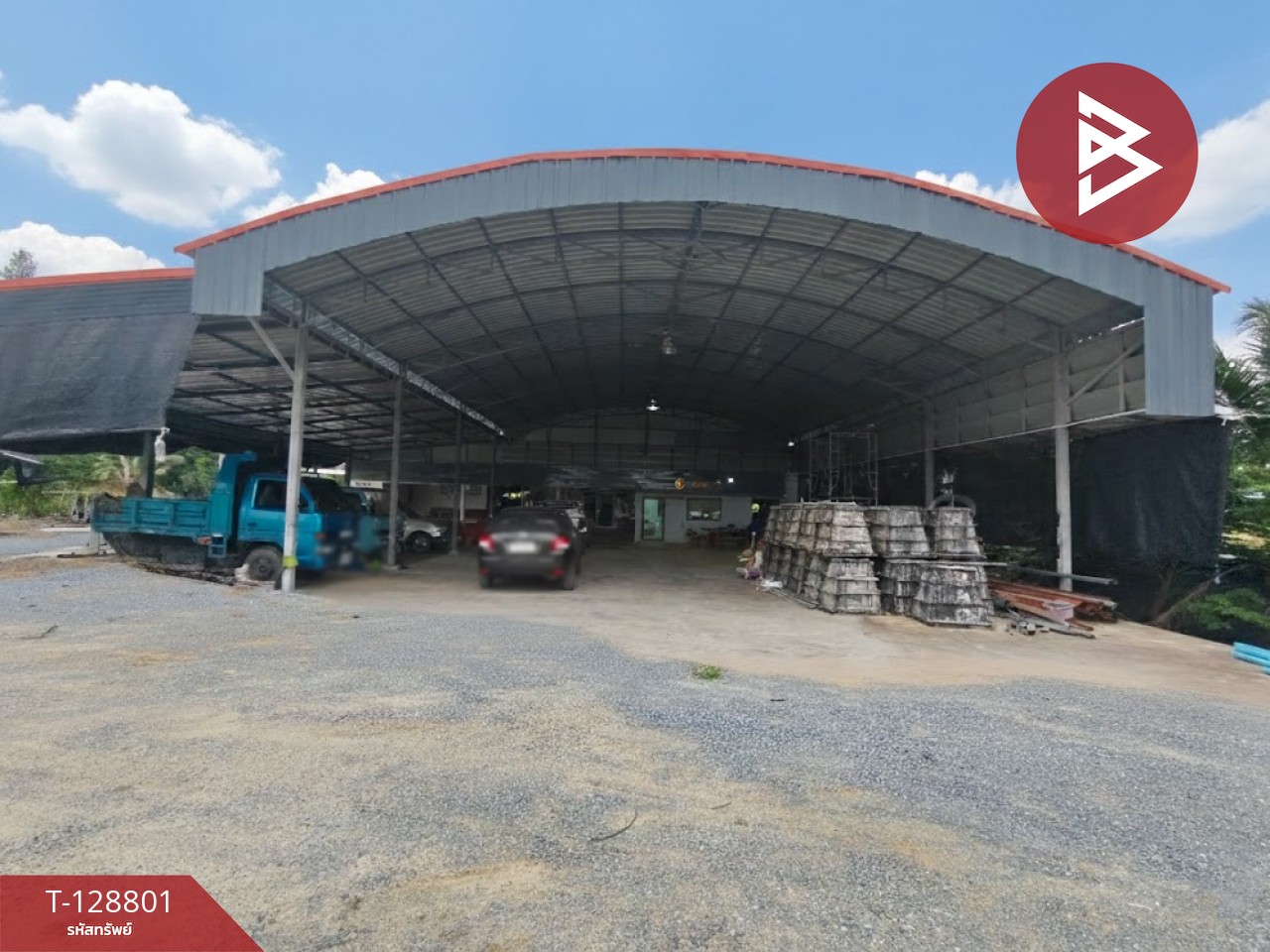 ขายที่ดินพร้อมบ้านและออฟฟิศ เนื้อที่ 6 ไร่ 2 งาน 62 ตารางวา สามพราน นครปฐม 2