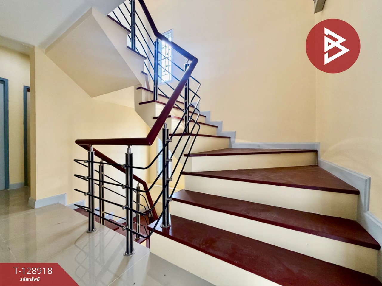 ขายทาวน์เฮ้าส์ หมู่บ้านอิ่มอัมพร ค่ายทหารกำแพงเพชรอัครโยธิน กระทุ่มแบน สมุทรสาคร 15