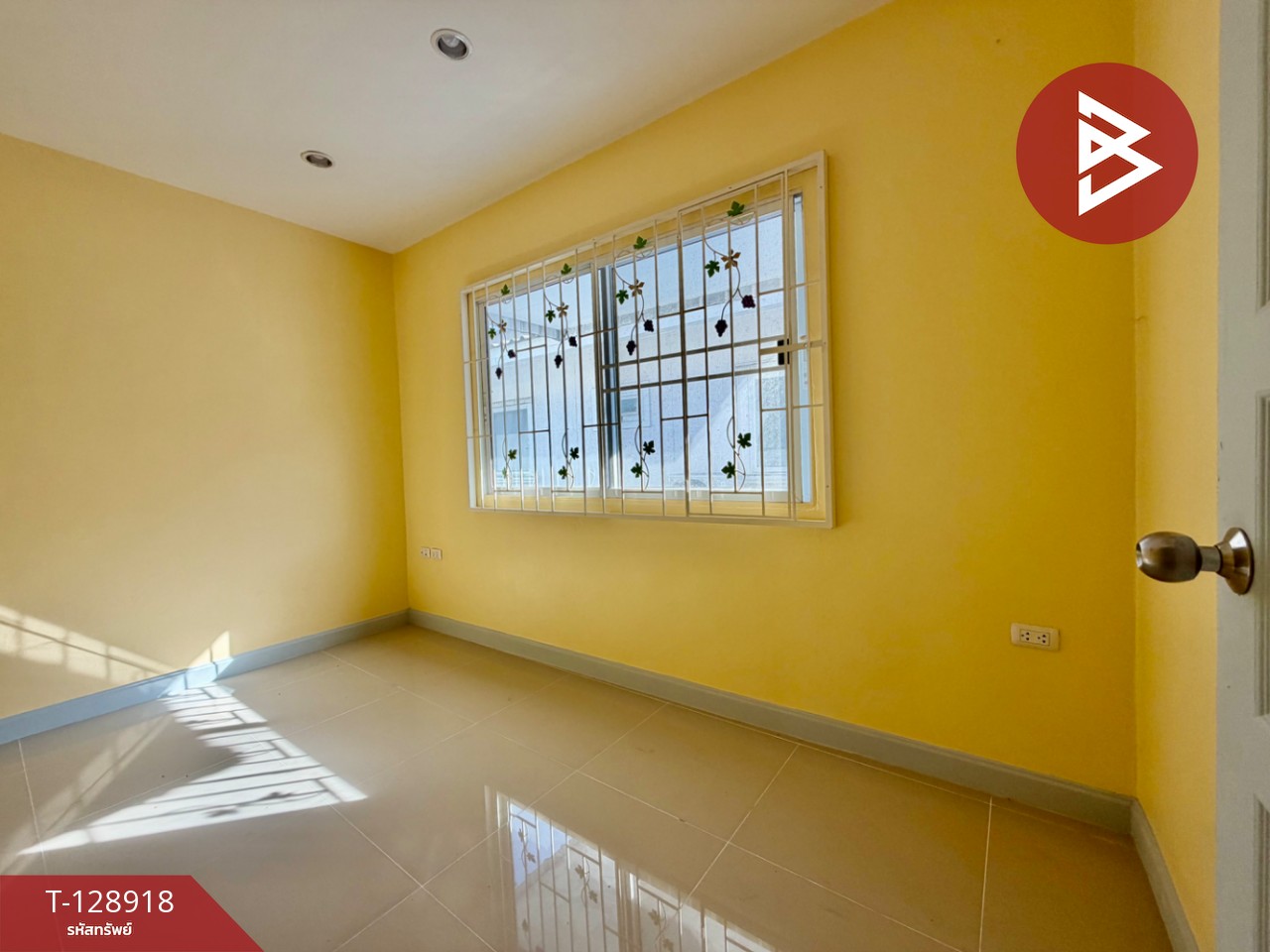 ขายทาวน์เฮ้าส์ หมู่บ้านอิ่มอัมพร ค่ายทหารกำแพงเพชรอัครโยธิน กระทุ่มแบน สมุทรสาคร 6