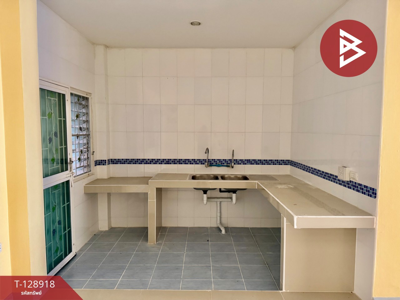 ขายทาวน์เฮ้าส์ หมู่บ้านอิ่มอัมพร ค่ายทหารกำแพงเพชรอัครโยธิน กระทุ่มแบน สมุทรสาคร 4