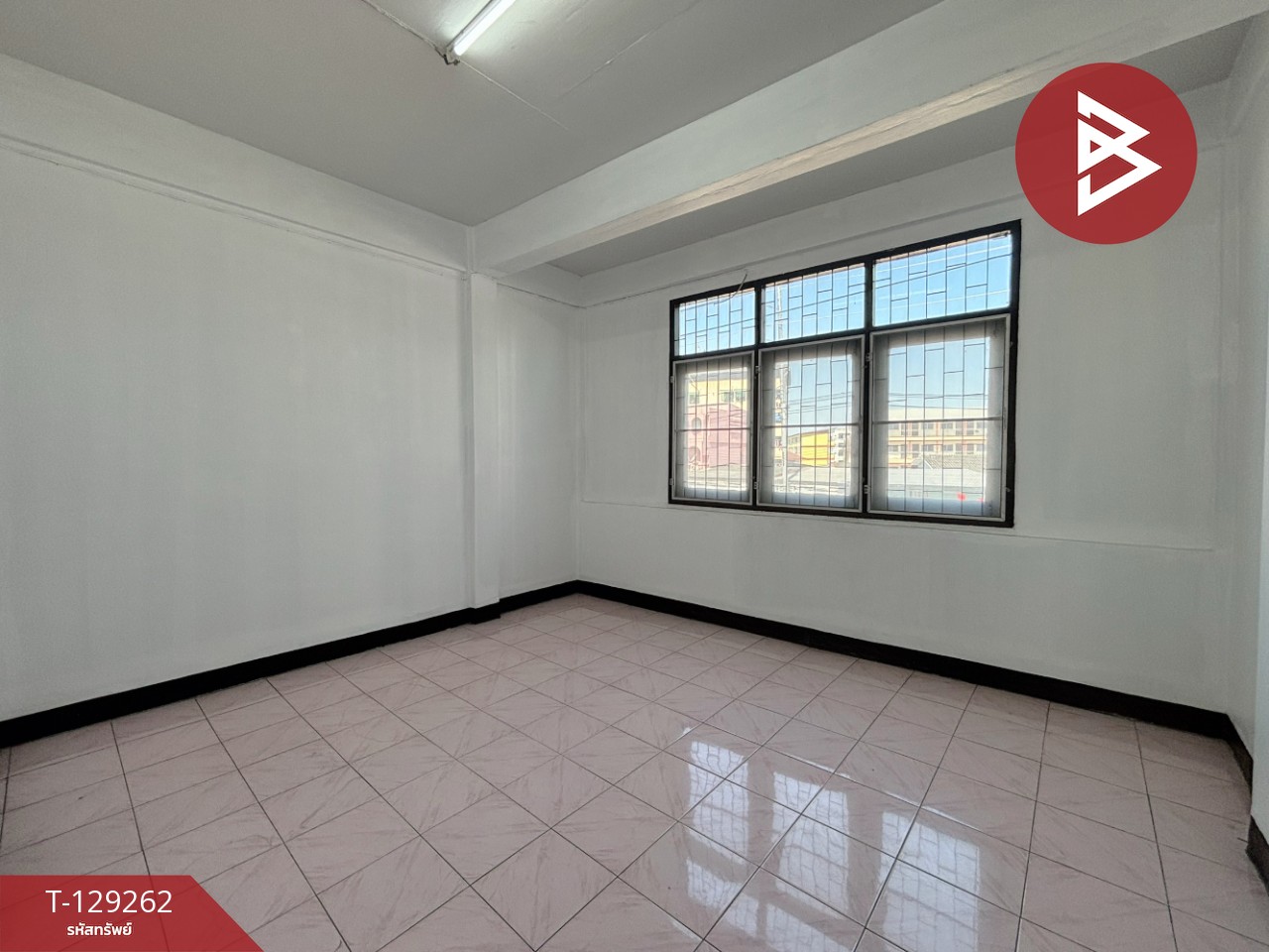 ขาย/เช่าอาคารพาณิชย์ 3 ชั้น เนื้อที่ 18 ตร.วา ท้ายบ้าน สมุทรปราการ 6