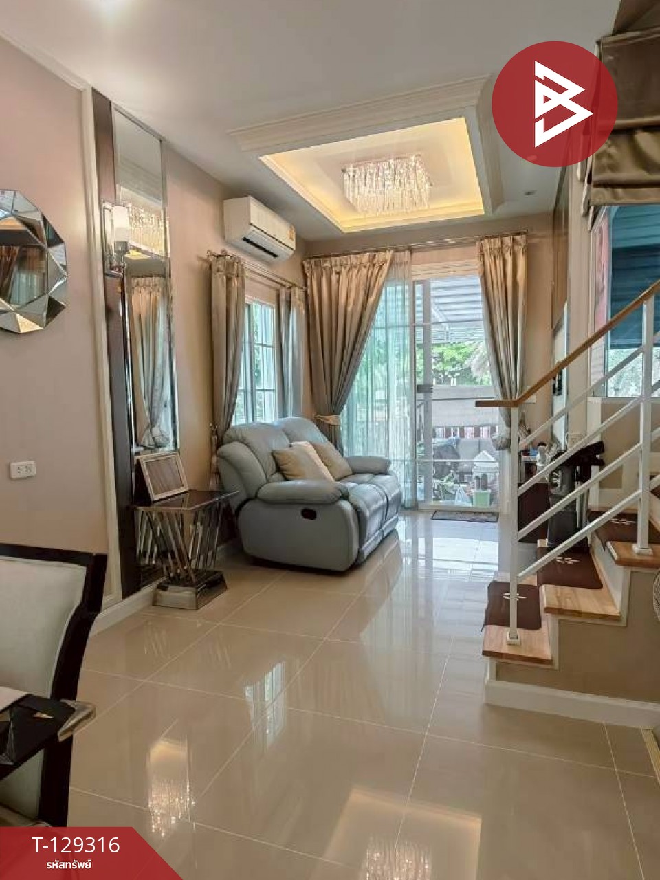 ขายทาวน์เฮ้าส์หลังมุม หมู่บ้านโกลเด้นทาวน์3 ลาดพร้าว-เกษตรนวมินทร์ กรุงเทพมหานคร 3