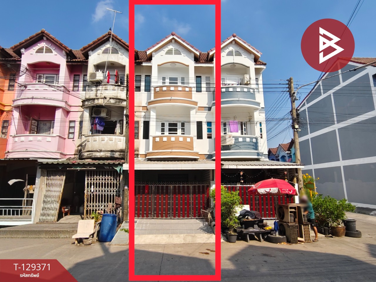 ขายทาวน์เฮ้าส์ หมู่บ้านเบญจศิริ เพชรเกษม 91 กระทุ่มแบน สมุทรสาคร 1