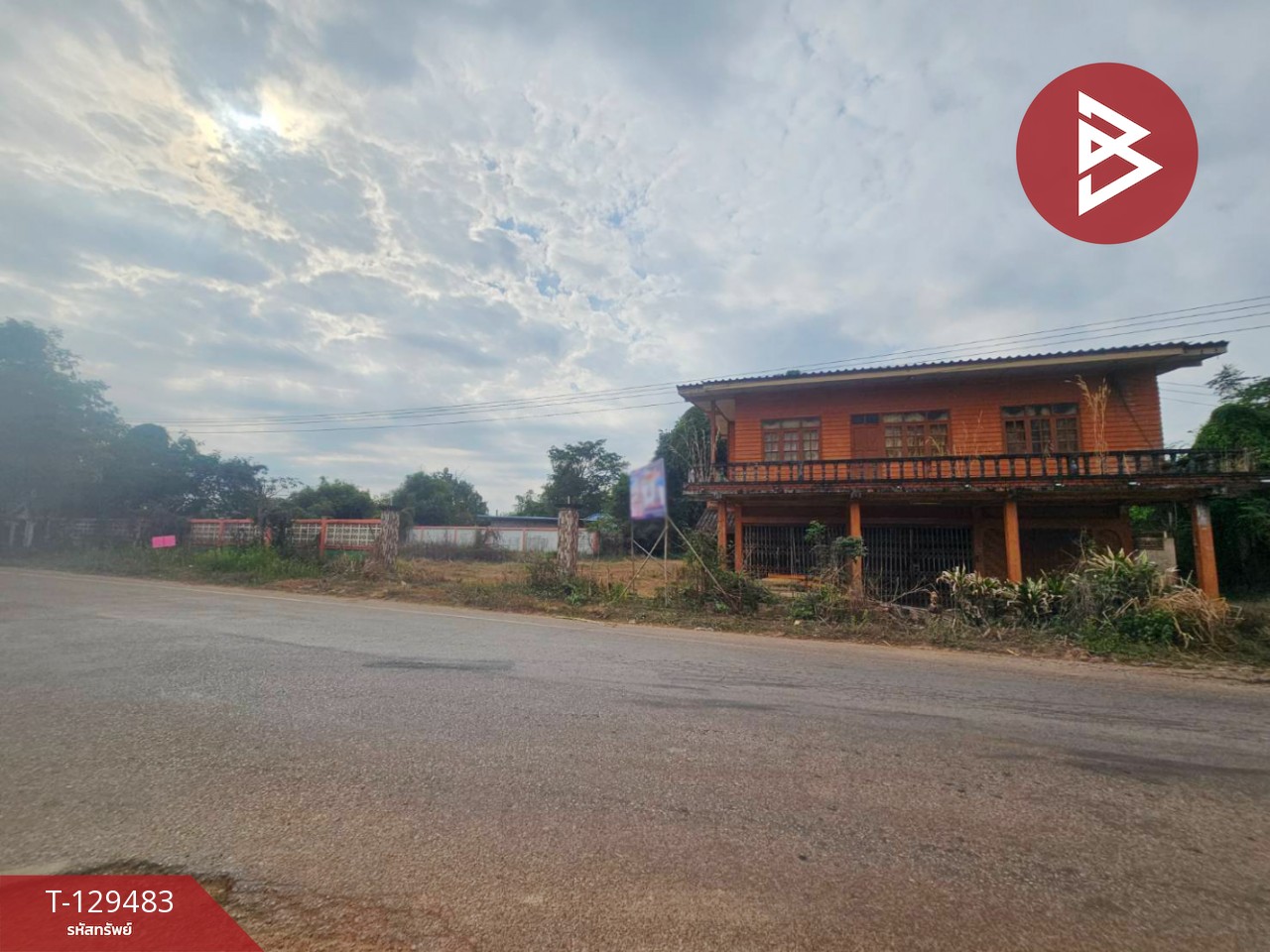 ขายบ้านเดี่ยวพร้อมที่ดิน เนื้อที่ 3 ไร่ 2 งาน 36 ตารางวา วังหามแห กำแพงเพชร 3