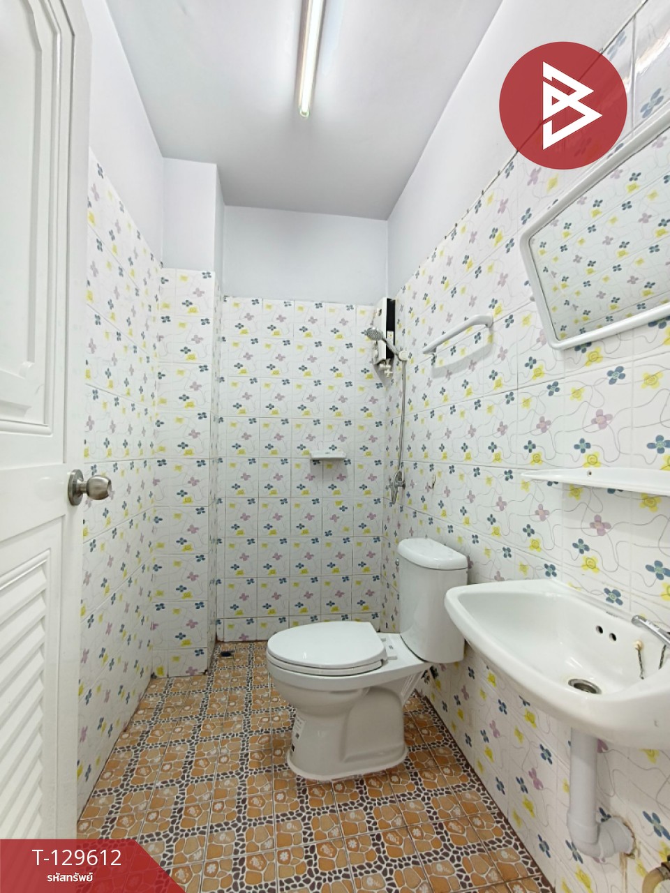 ขายอาคารพาณิชย์ หมู่บ้านแผ่นดินทอง ตลาด จันทบุรี 15