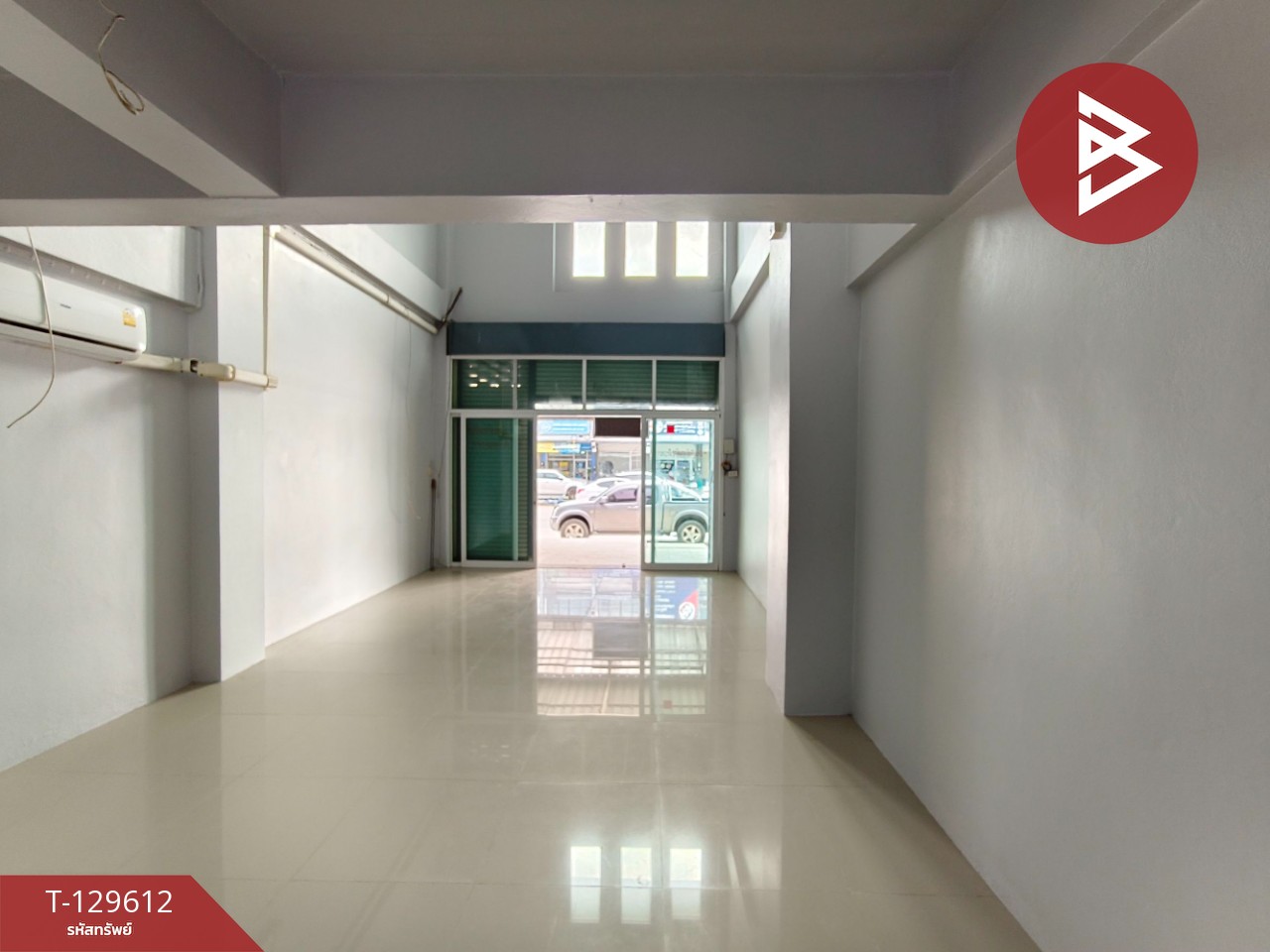 ขายอาคารพาณิชย์ หมู่บ้านแผ่นดินทอง ตลาด จันทบุรี 8